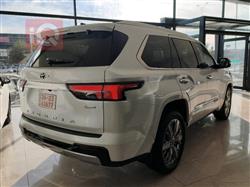 تويوتا سيكويا